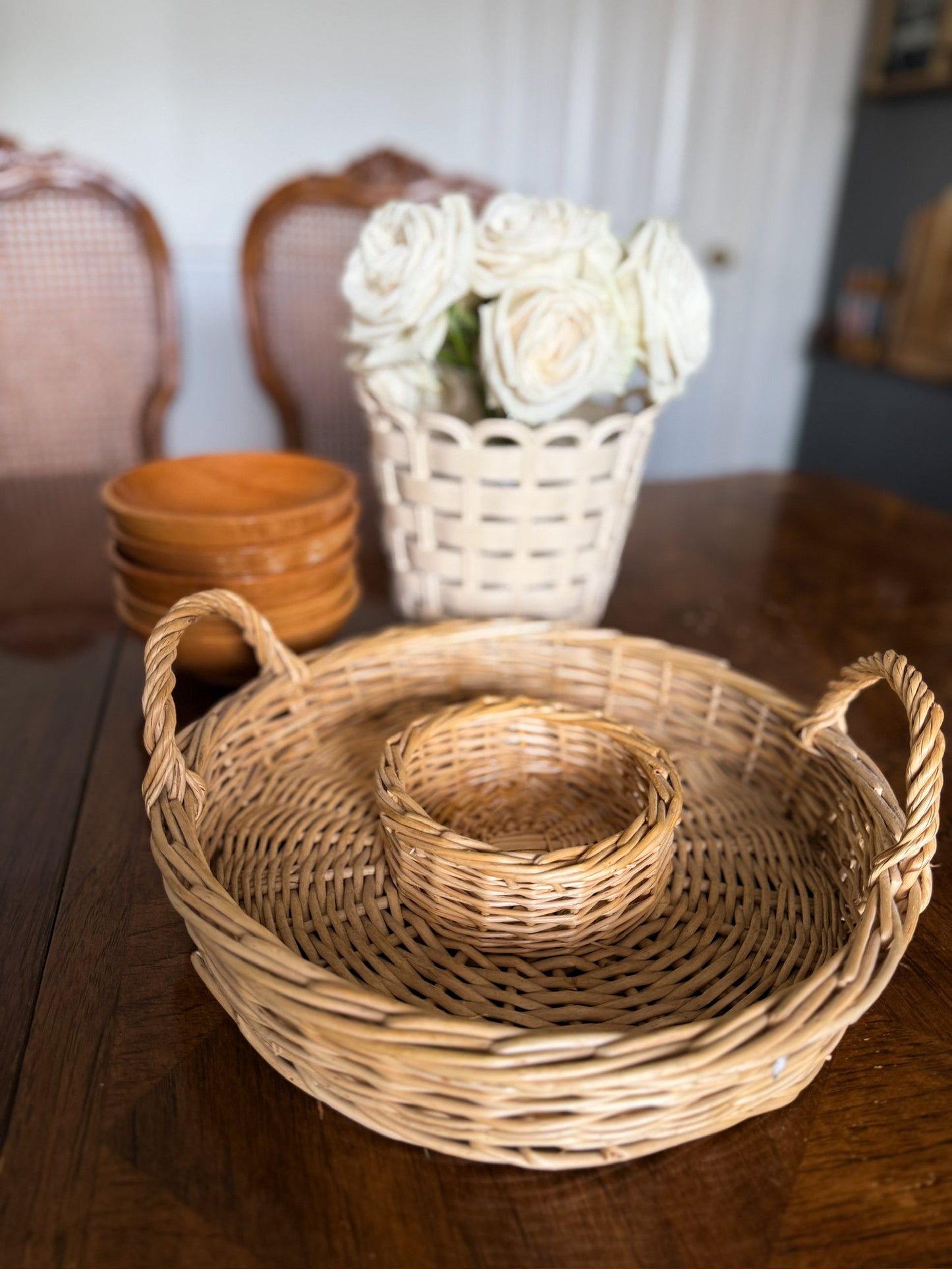 Garden-Party Style Serving Tray