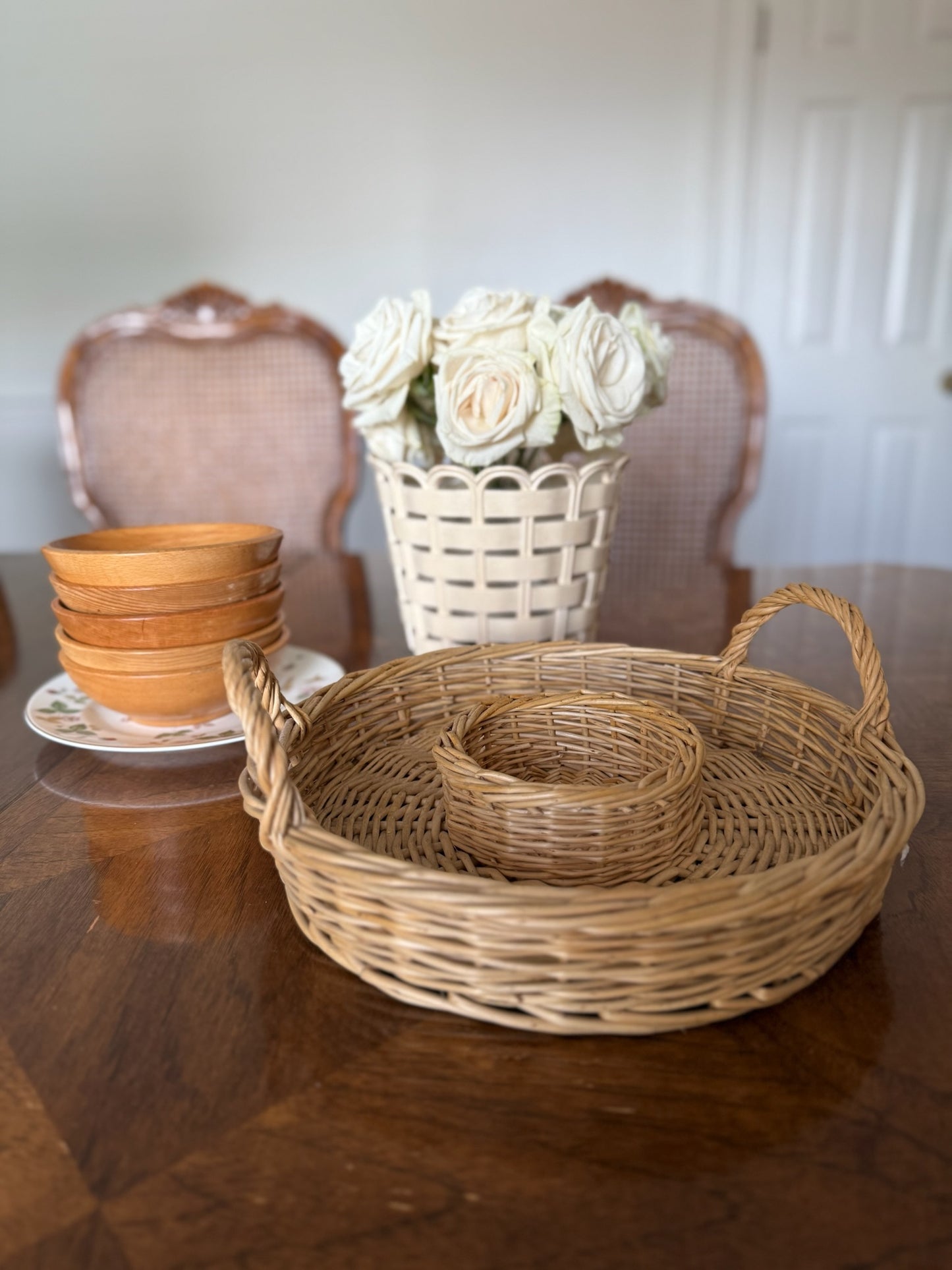 Garden-Party Style Serving Tray