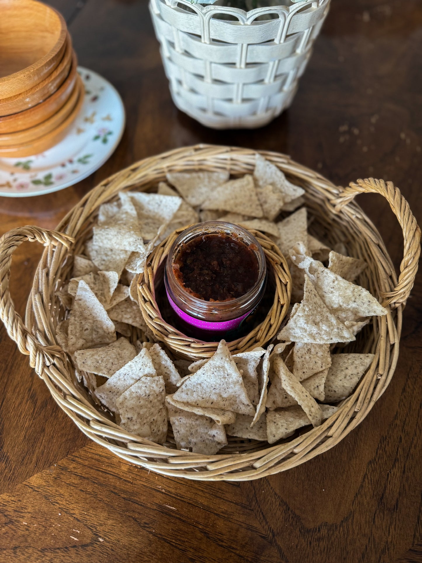 Garden-Party Style Serving Tray