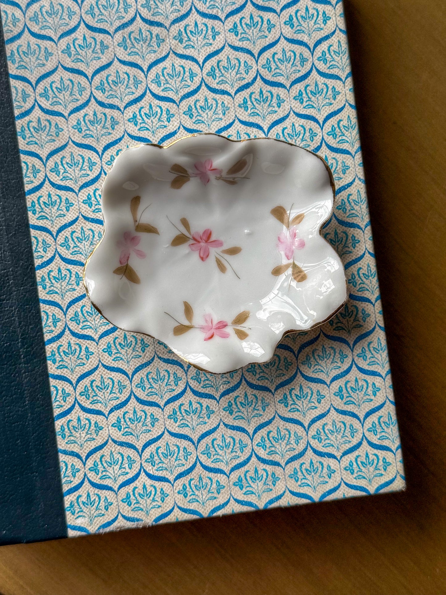 Ceramic Hand-Painted Teabag Holder