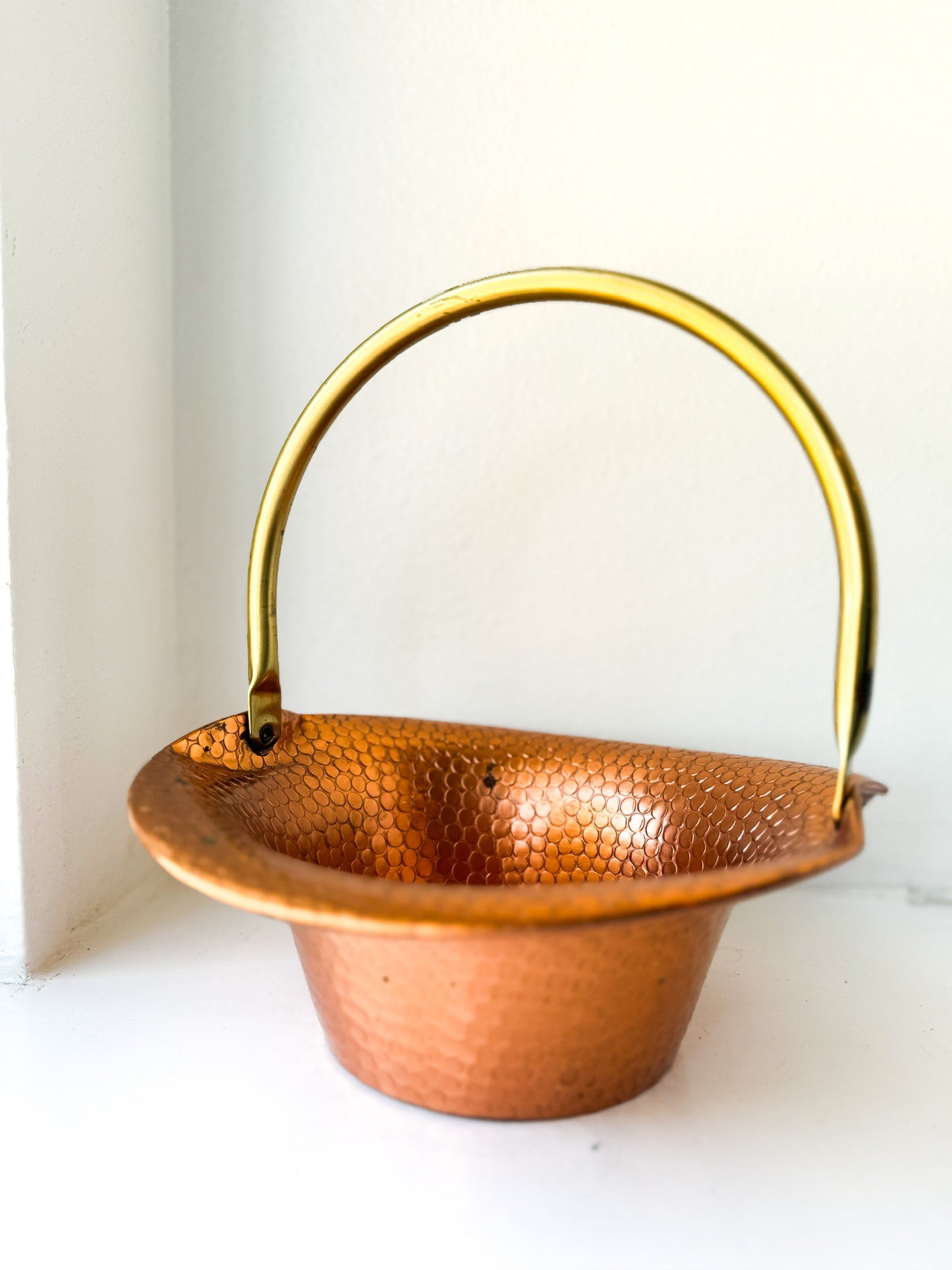 Coppercraft Guild Basket