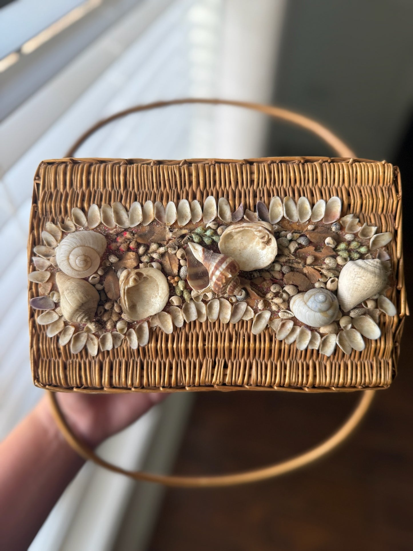 Vintage Shell-Topped Wicker Handbag - Japan